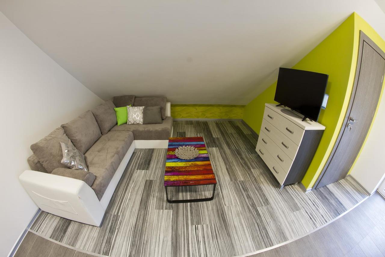 Park Apartament *